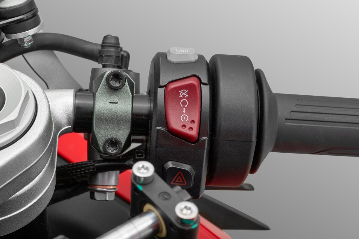 SRK 921RR — fotografija 9